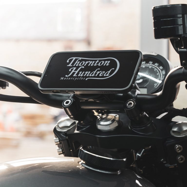 Scrambler 900 Quad Lock Handlebar Clamp Mount